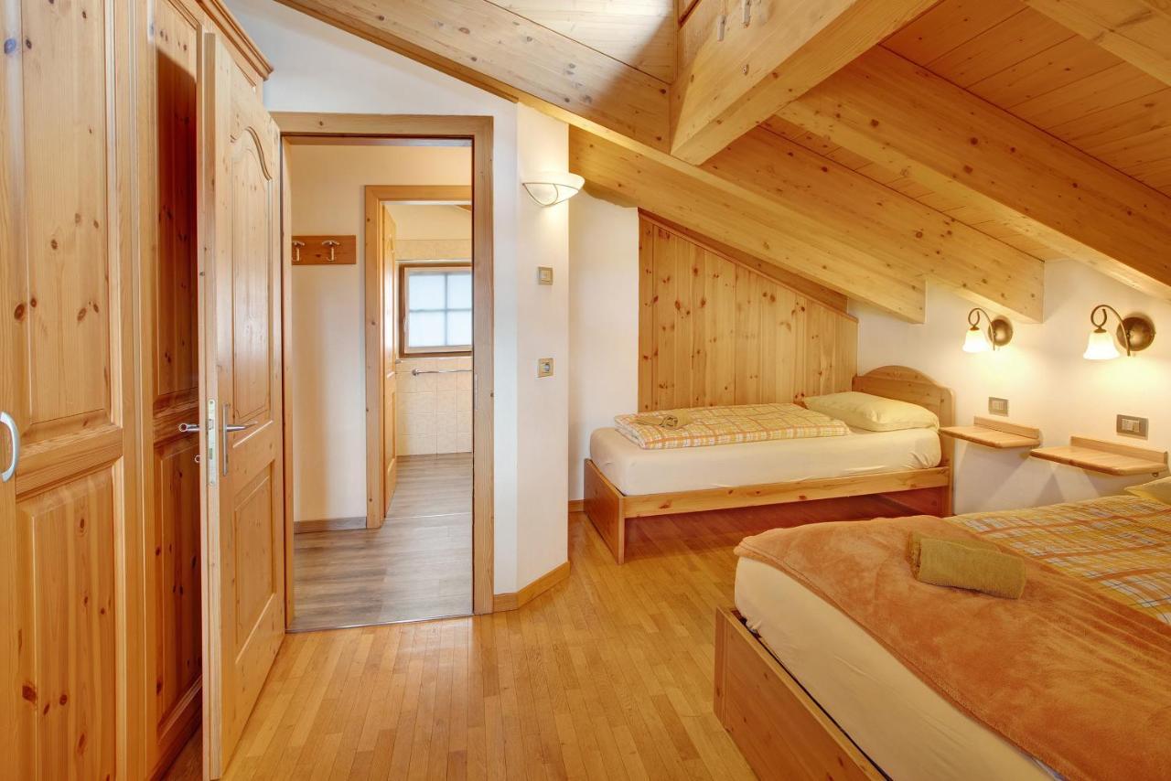 Chalet La Marinella Stella Alpina Ливиньо Экстерьер фото